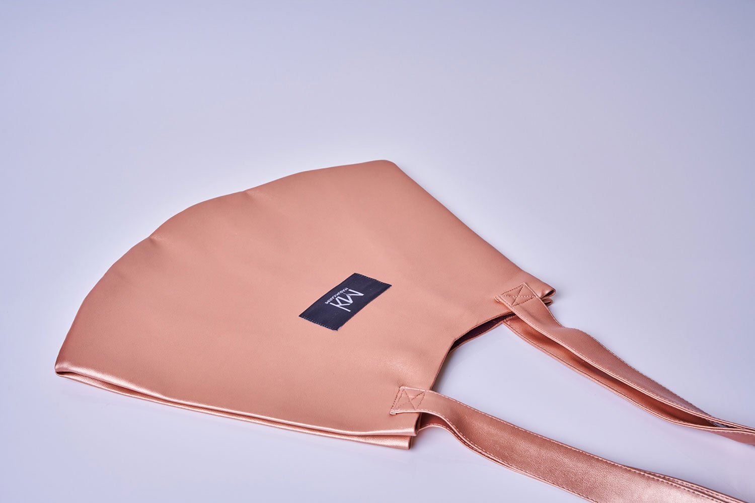 Bolso Tote Piel Vegana Oro Metálico - Masum Karimi