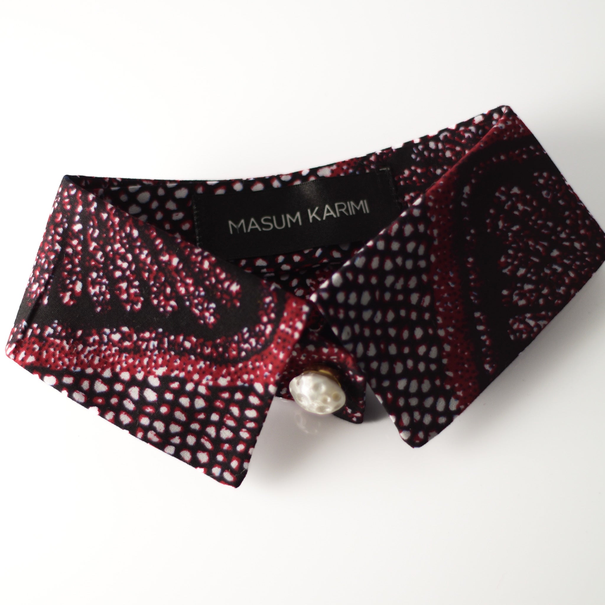 Cuello camisero de algodón granate - Masum Karimi