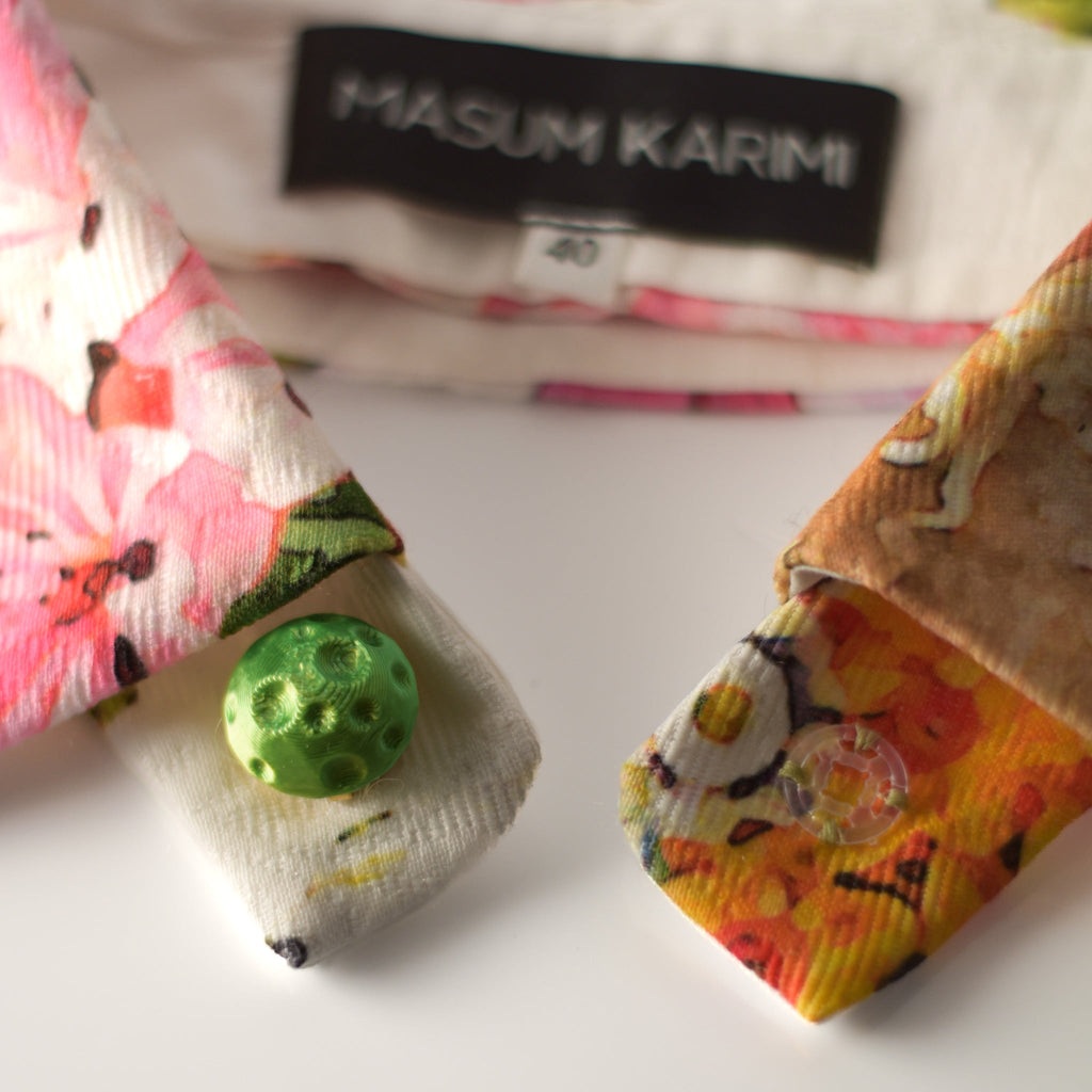 Cuello camisero de brocado floral - Masum Karimi