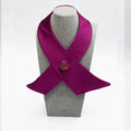 CUELLO CRUZADO RASO MORADO BUGANVILLA - Masum Karimi