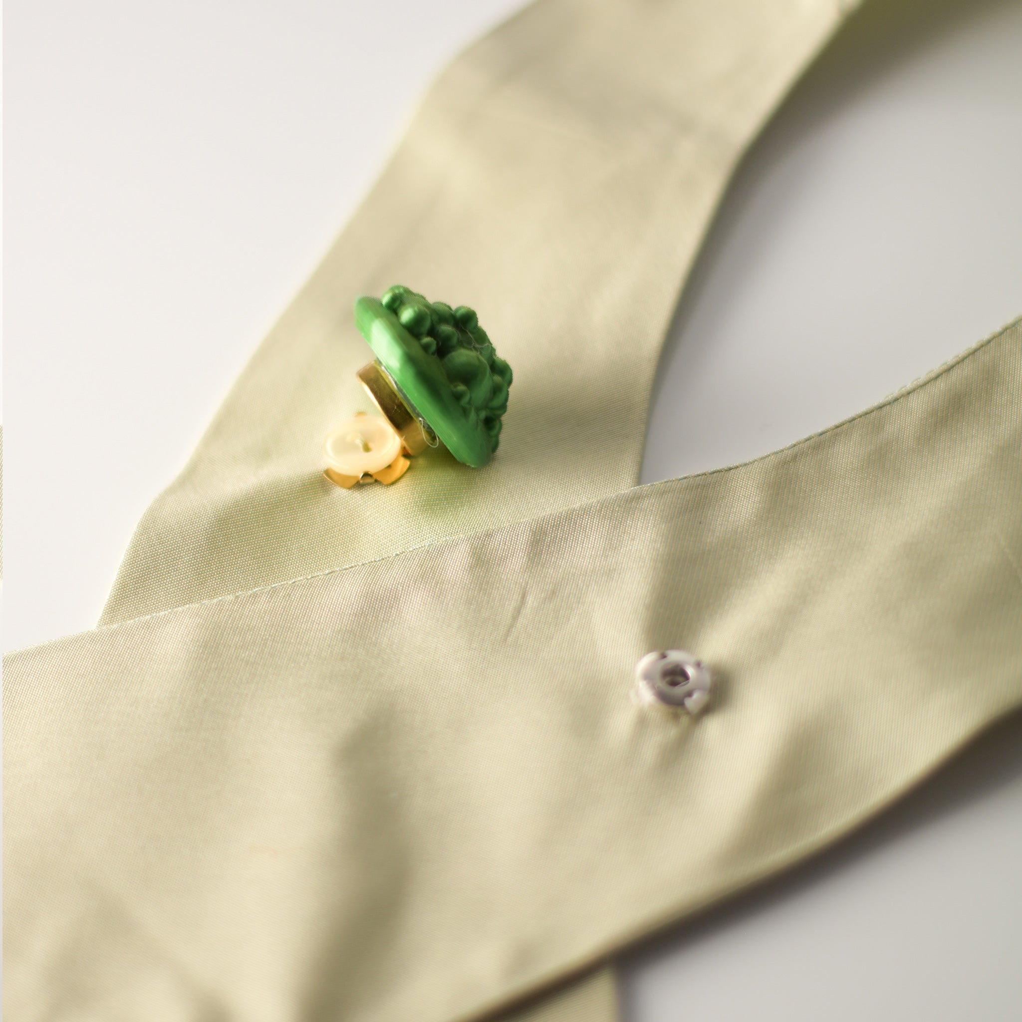 CUELLO CRUZADO RASO VERDE AGUA - Masum Karimi