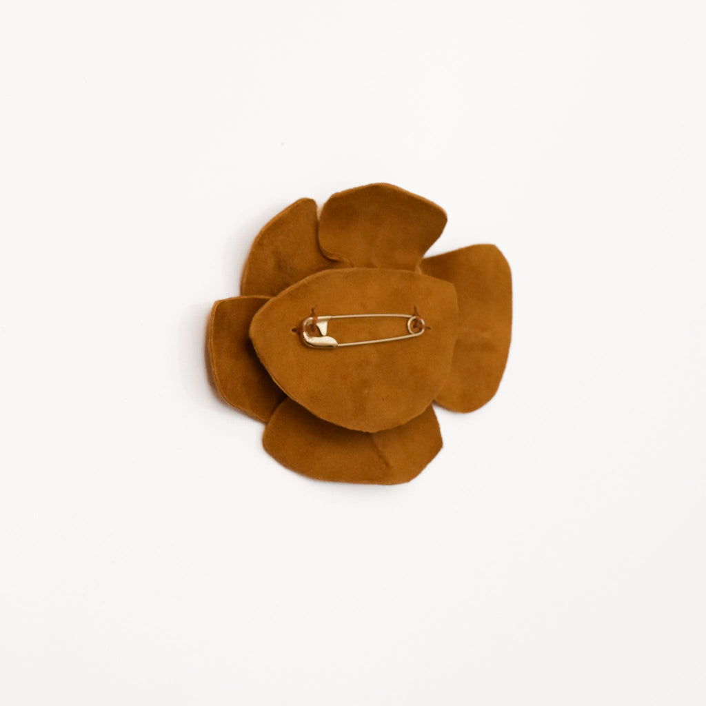 Flor de cuero marrón camel - Masum Karimi