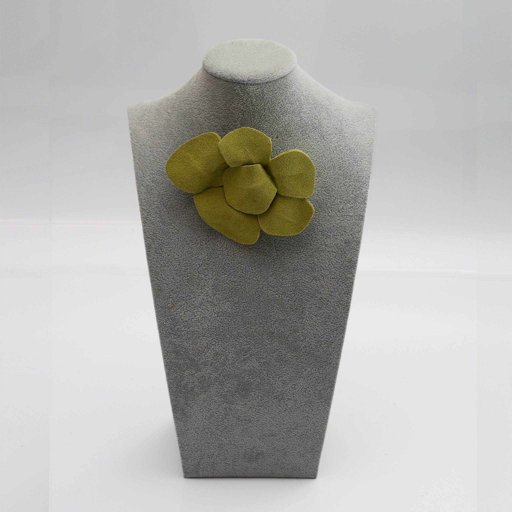 Flor de cuero verde menta - Masum Karimi