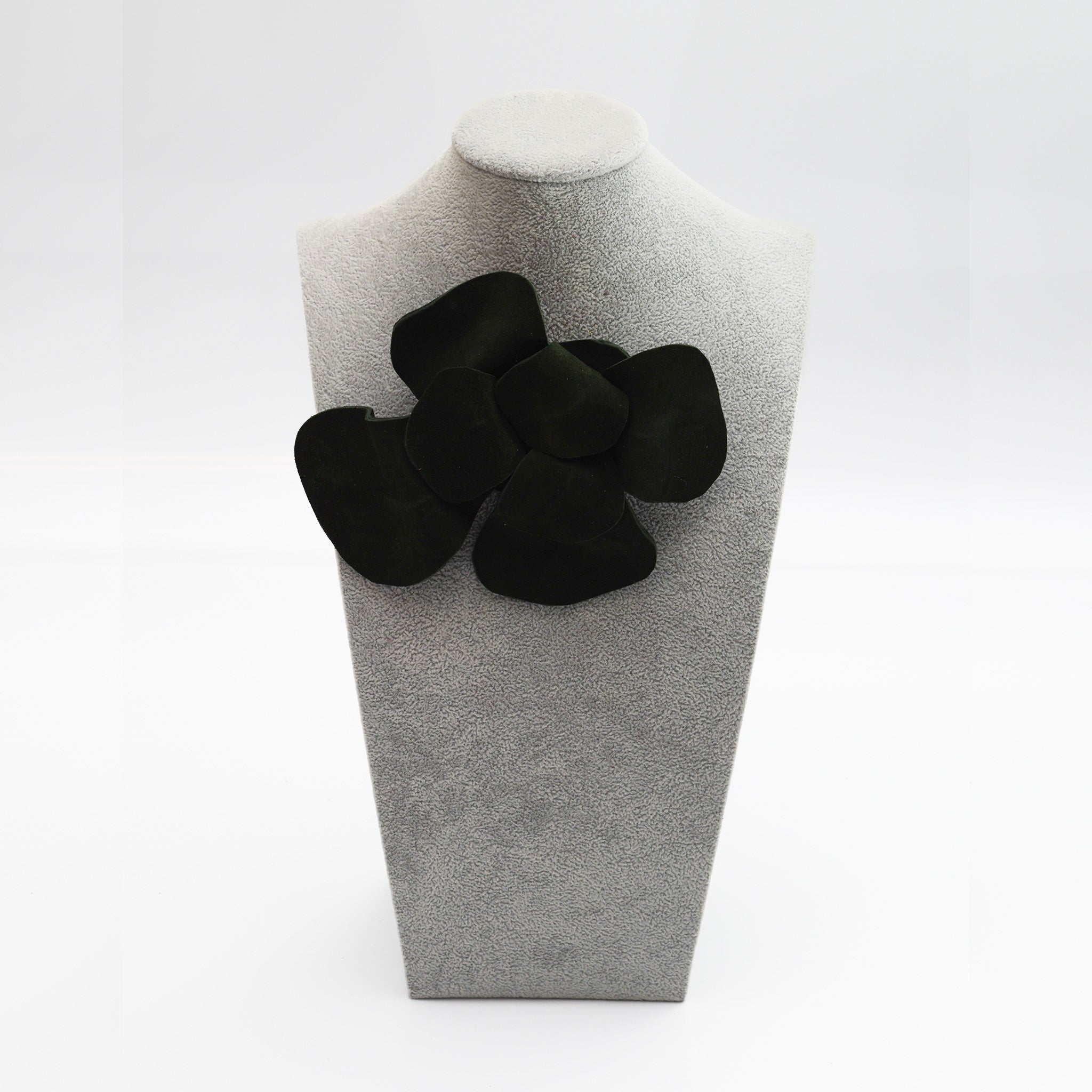 Flor de cuero verde oscuro - Masum Karimi